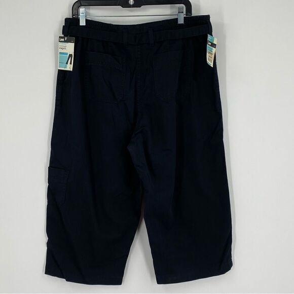 Lee Women’s Relaxed Fit Mid Length Navy Blue Capri size 16M - Picture 3 of 5